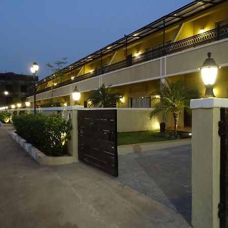 Hotel Misty Meadows, Lonavala Exterior foto