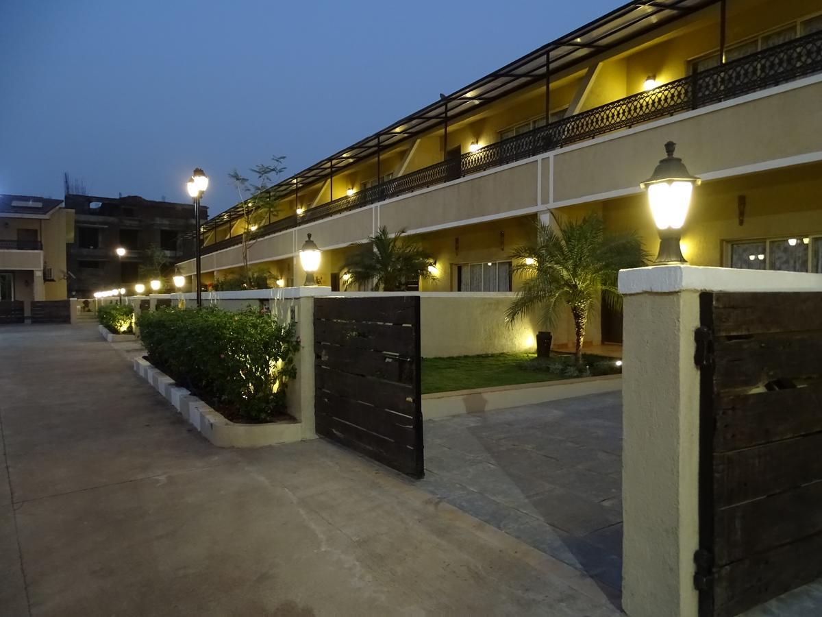 Hotel Misty Meadows, Lonavala Exterior foto